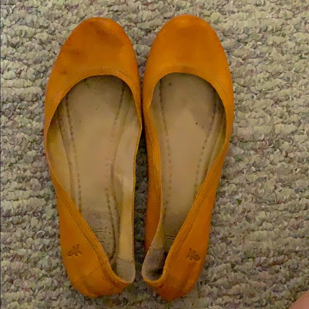 Frye flats in orange/camel